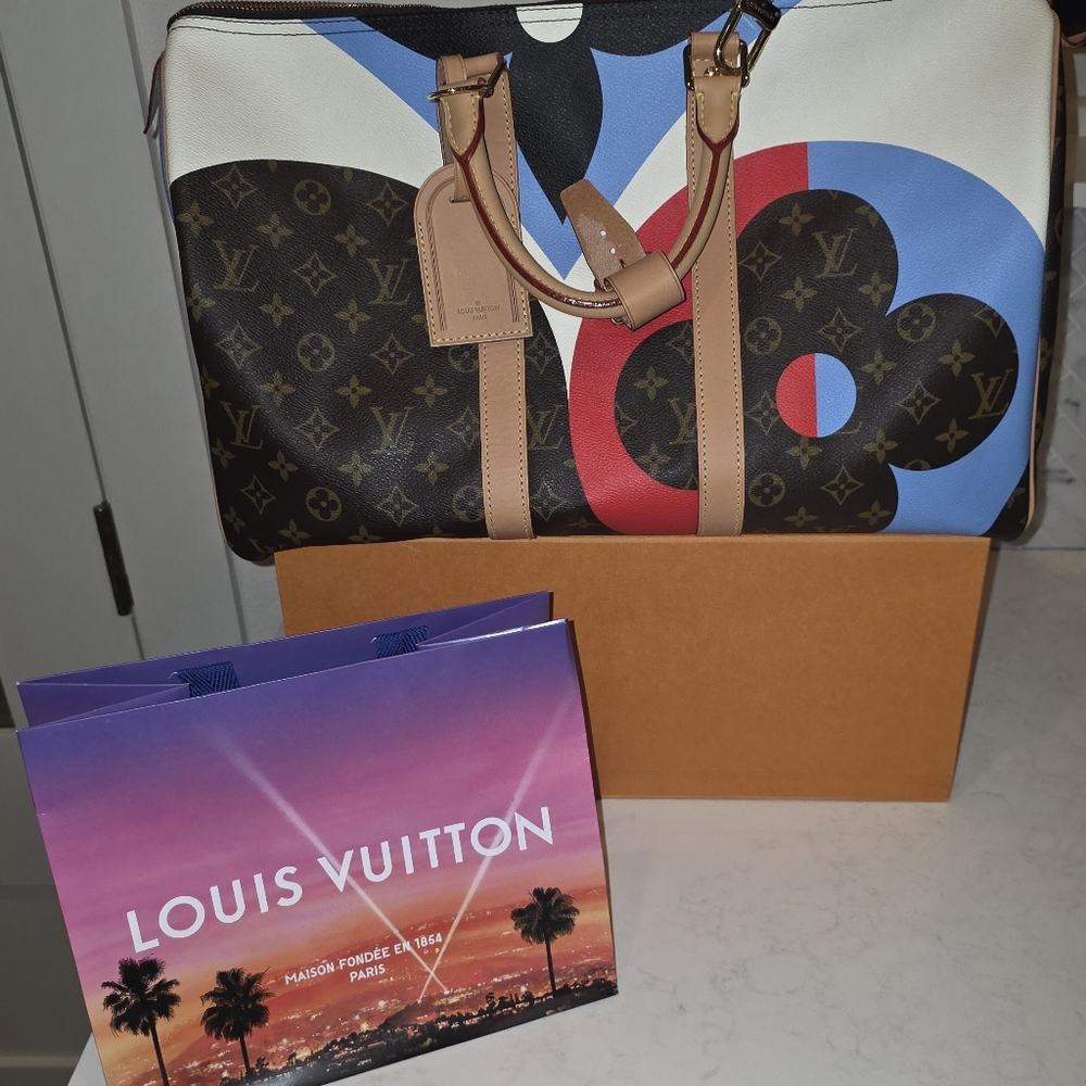 Louis Vuitton Limited Edition "GAME ON" Size 45 BRAND NEW - Picture 16 of 16